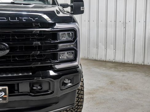 Used 2025 Ford F250 Lariat AWD/4WD image 48