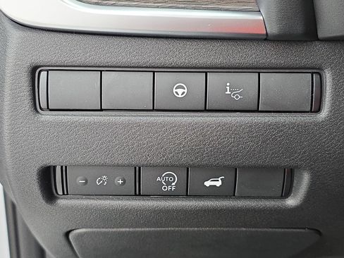 New 2026 Nissan Rogue Platinum AWD/4WD image 26
