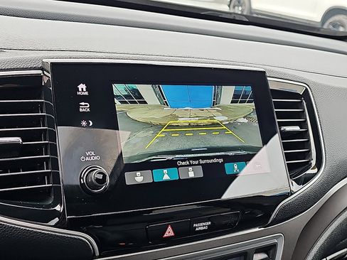 Used 2023 Honda Passport EX-L image 19