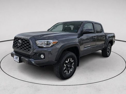 Used 2021 Toyota Tacoma TRD Off-Road w/ Technology Package AWD/4WD image 1