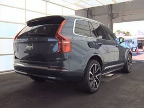 Used 2023 Volvo XC90 B6 Plus w/ Protection Package Premier AWD/4WD image 4