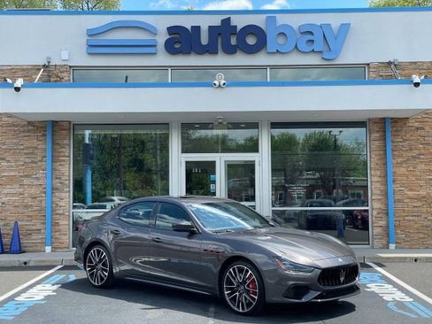Used 2022 Maserati Ghibli Trofeo RWD image 8