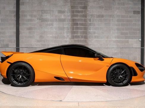 Used 2019 McLaren 720S Performance image 2