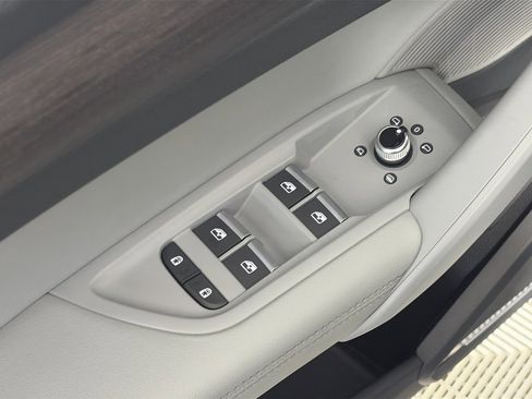 Used 2022 Audi Q5 2.0T Prestige image 25