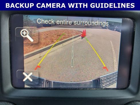 Used 2022 RAM 2500 Tradesman w/ Chrome Appearance Group image 2