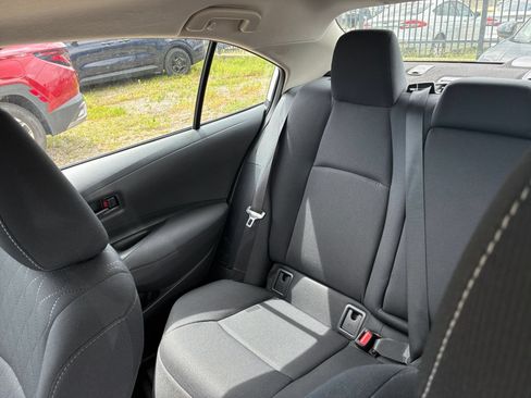 Used 2025 Toyota Corolla LE FWD image 37