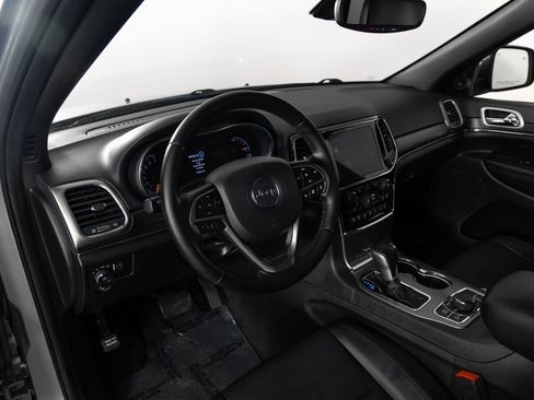 Used 2021 Jeep Grand Cherokee Limited image 13