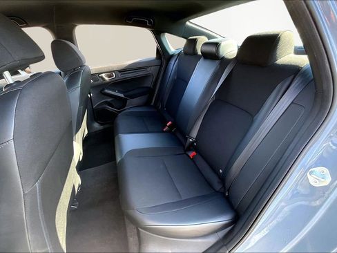 Used 2023 Honda Civic Sport image 18