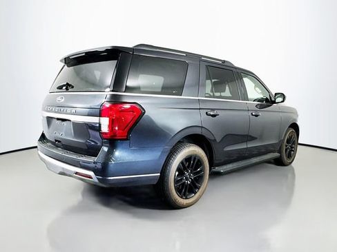 Used 2023 Ford Expedition XLT AWD/4WD image 6