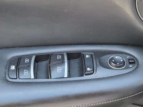 Used 2020 INFINITI QX50 Luxe FWD image 25