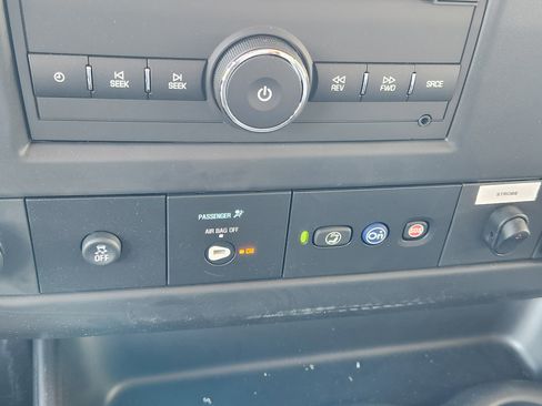 New 2025 Chevrolet Express 3500 w/ Power Convenience Package image 19