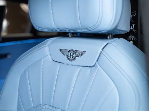 Used 2024 Bentley Flying Spur V8 AWD/4WD image 46