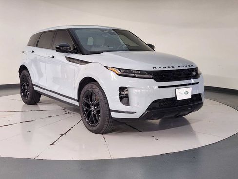 Used 2026 Land Rover Range Rover Evoque S AWD/4WD image 7