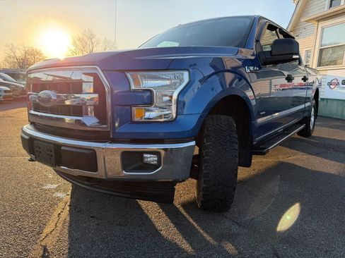 Used 2017 Ford F150 XLT w/ Equipment Group 301A Mid AWD/4WD image 9