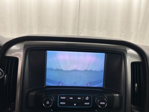Used 2018 Chevrolet Silverado 2500 LT AWD/4WD image 12