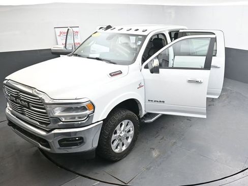 Used 2022 RAM 3500 Laramie image 33