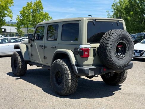 Used 2023 Jeep Wrangler Unlimited Rubicon 4xe w/ Steel Bumper Group AWD/4WD image 3
