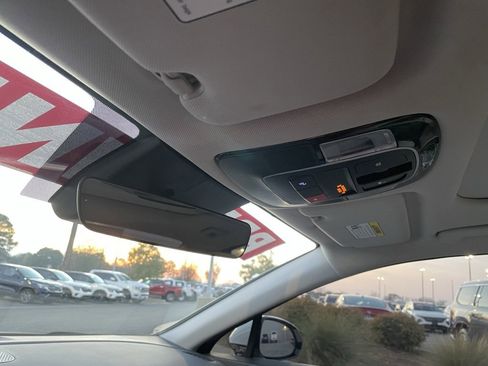 Used 2024 Hyundai Sonata SEL w/ Convenience Package image 20