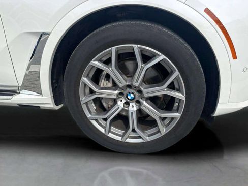 Used 2023 BMW X7 xDrive40i w/ Premium Package AWD/4WD image 46