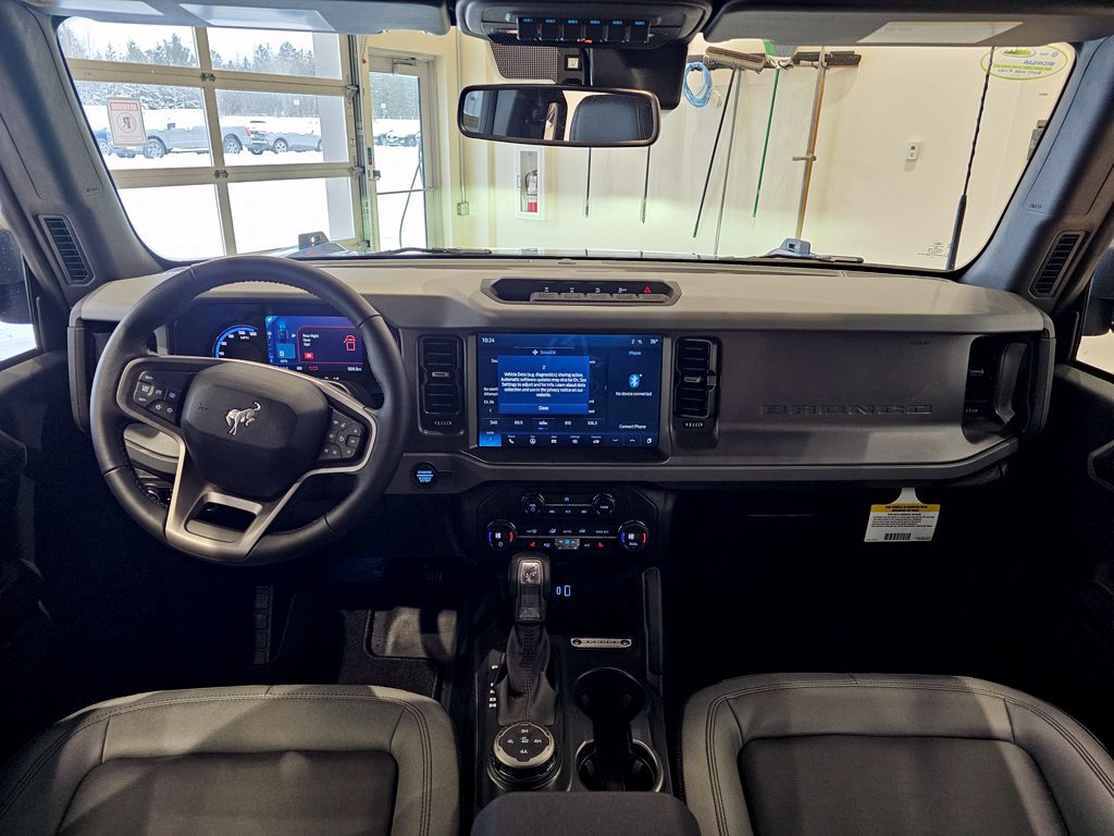Used 2024 Ford Bronco Big Bend w/ Sasquatch Package AWD/4WD image 26