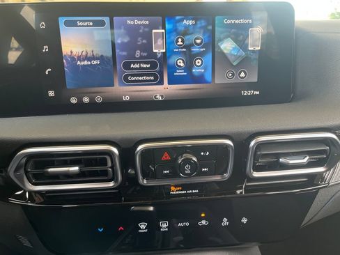 New 2026 Nissan Sentra SV w/ Floor Mat Package FWD image 19