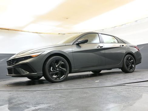 New 2026 Hyundai Elantra Sport w/ Cargo Package FWD image 40