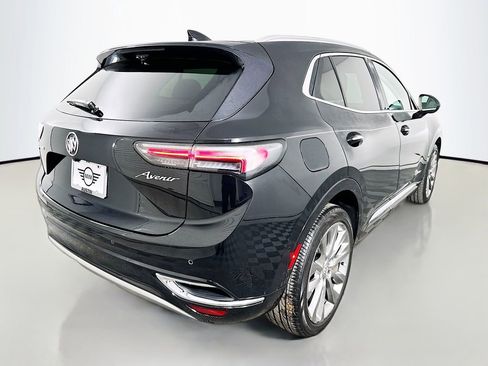 Used 2022 Buick Envision Avenir w/ Technology Package II image 5