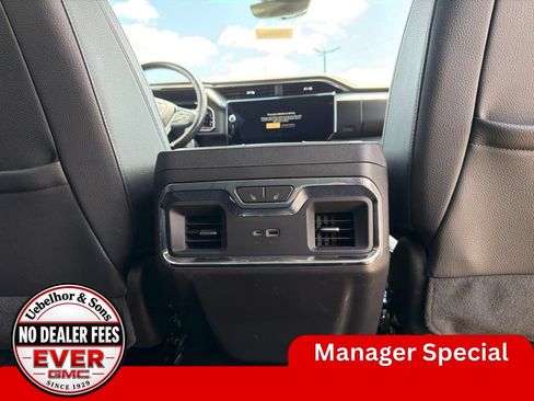 Used 2023 GMC Sierra 1500 Denali w/ Denali Reserve Package AWD/4WD image 7