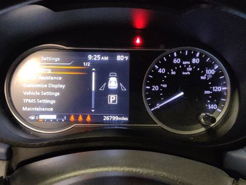 Used 2024 Nissan Versa SV w/ Trunk Package FWD image 23