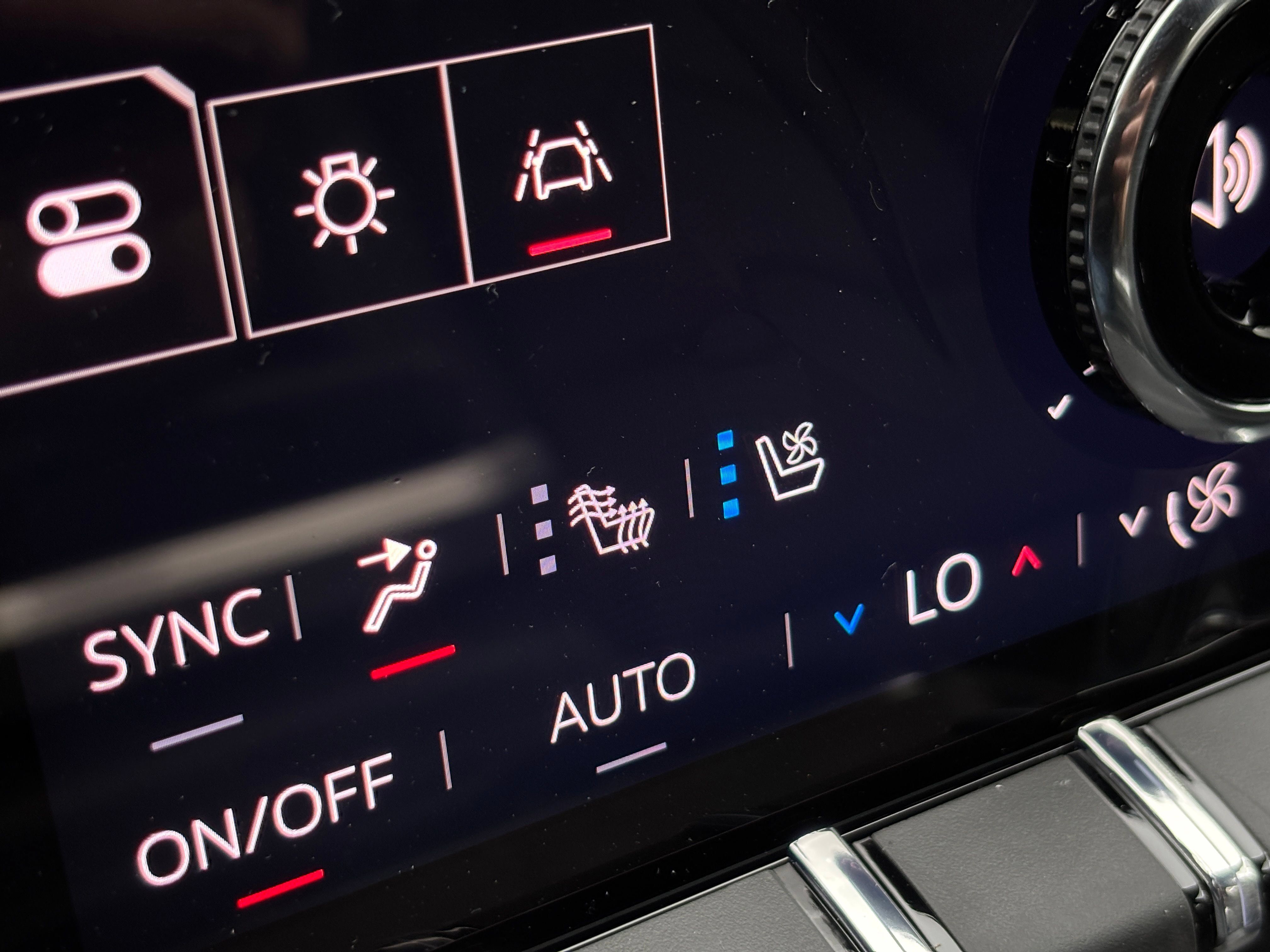 New 2027 GMC Terrain Elevation w/ Elevation Premium Package FWD image 5