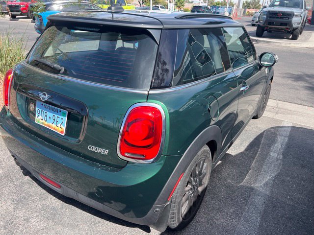Used 2019 MINI Cooper 2-Door Hardtop w/ Storage Package FWD image 4