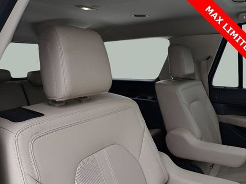 Used 2023 Ford Expedition Max Limited image 23