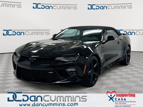 Used 2018 Chevrolet Camaro SS RWD image 1