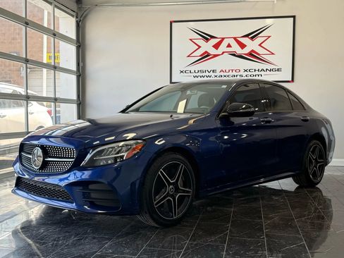 Used 2019 Mercedes-Benz C 300 4MATIC Sedan image 3