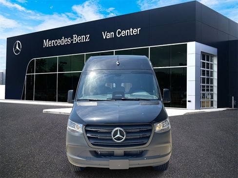 New 2025 Mercedes-Benz Sprinter 2500 image 13