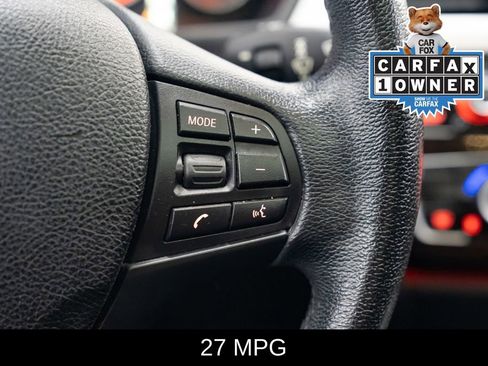 Used 2017 BMW 320i Sedan RWD image 15