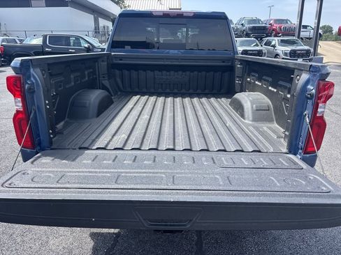 Used 2024 Chevrolet Silverado 2500 High Country w/ Technology Package AWD/4WD image 6