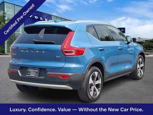 Certified 2024 Volvo XC40 B5 Core AWD/4WD image 7