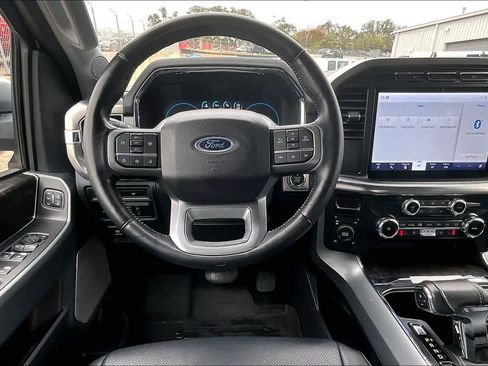 Certified 2022 Ford F150 Lariat image 5