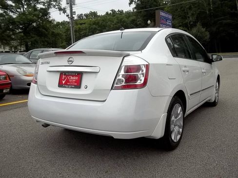 Used 2011 Nissan Sentra 2.0 S FWD image 3
