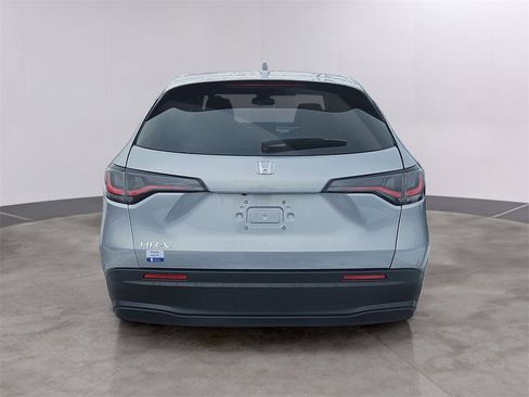 Certified 2026 Honda HR-V LX image 5