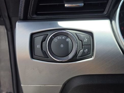 Used 2020 Ford Mustang Premium RWD image 27