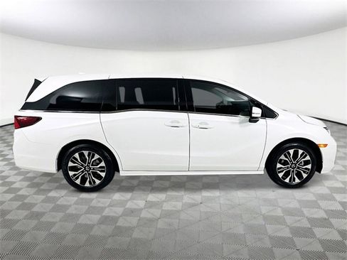 New 2026 Honda Odyssey Elite image 6