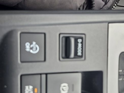 New 2026 Nissan Sentra SV image 13