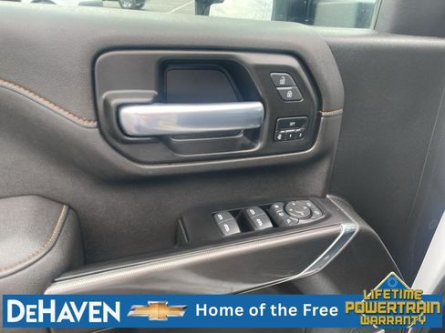 Used 2022 GMC Sierra 2500 AT4 w/ AT4 Preferred Package AWD/4WD image 24