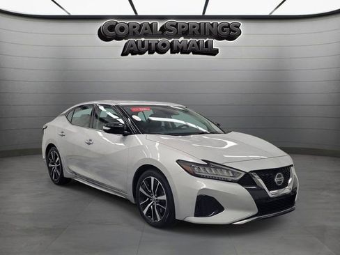 Certified 2022 Nissan Maxima SV w/ Floor Mat Group FWD image 1