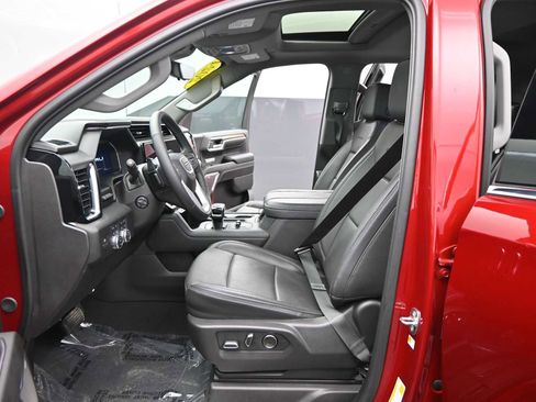 Used 2024 GMC Sierra 1500 Denali w/ Denali Reserve Package image 17