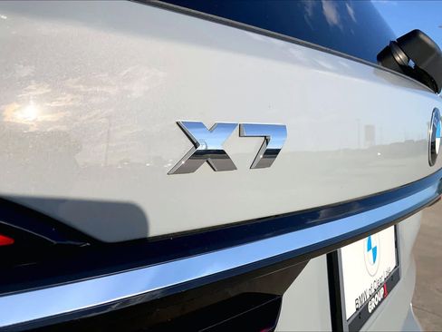 Certified 2024 BMW X7 M60i w/ Executive Package image 30