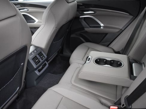 New 2026 Audi Q5 Premium Plus AWD/4WD image 17