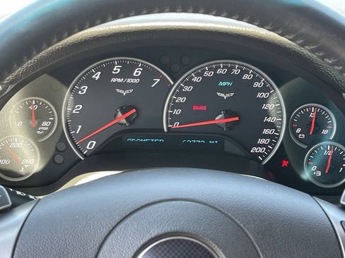 Used 2007 Chevrolet Corvette Coupe w/ Preferred Equipment Group RWD image 27